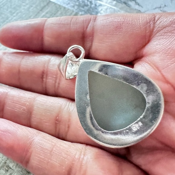 Pendant iridescent rainbow hematite Gemstones Stones Silver Tone 3331 - Picture 5 of 11